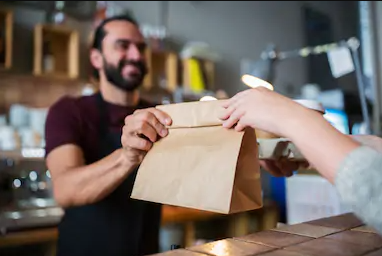 Stampy_es's tweet photo. 🥡 El Take Away ha llegado para quedarse.
😜 En el blog de #Stampy🦍 te enseñamos cómo implementar y las ventajas de nuestro sistema de #fidelizacióndeclientes en este servicio. 
https://t.co/YWyit9HRW6 https://t.co/uJwmvfbd2P
