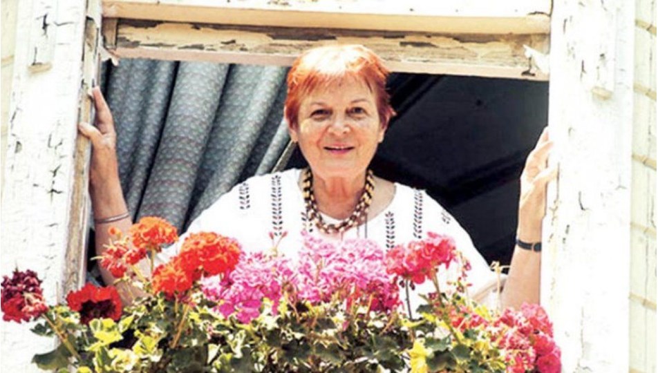Karanlıklardan kurtardığın aydınlık yüzlerin saygı ve minnetiyle...#TurkanSaylan