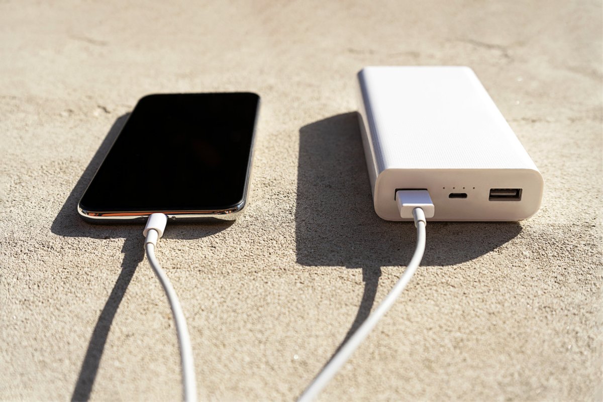 In our latest blog, <a href="/Liberty_Bridge/">Liberty Bridge</a> discusses how a claim filed in the US could expose how the supply chains of tech giants rely on child labour to mine valuable metal for batteries #bizhumanrights
bit.ly/3cAL9WX