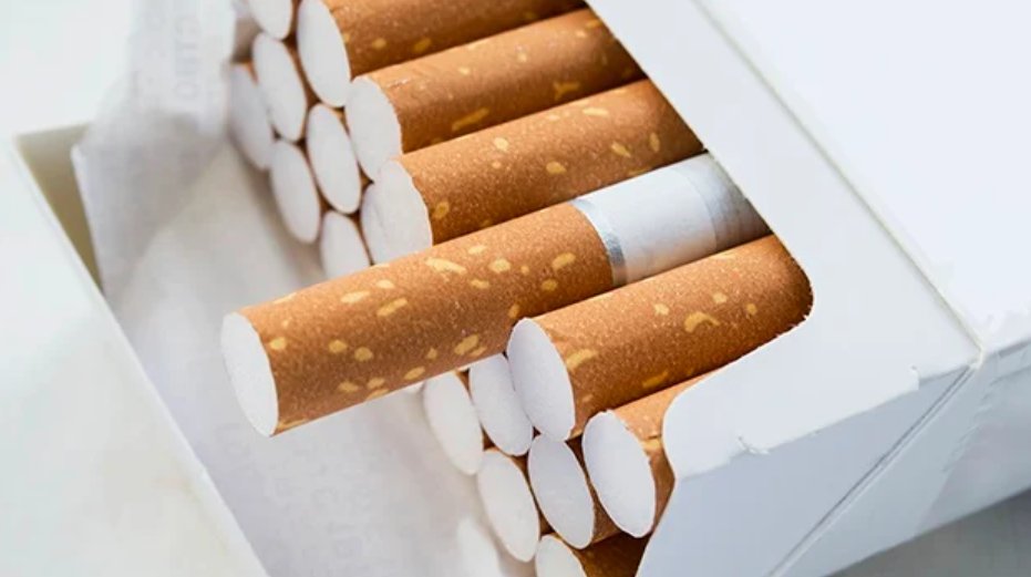 News24's tweet photo. LIVE | Study reveals 90% of smokers have continued buying tobacco products during lockdown despite ban

https://t.co/J7IOhUWjDe https://t.co/MpfSzS2KYB