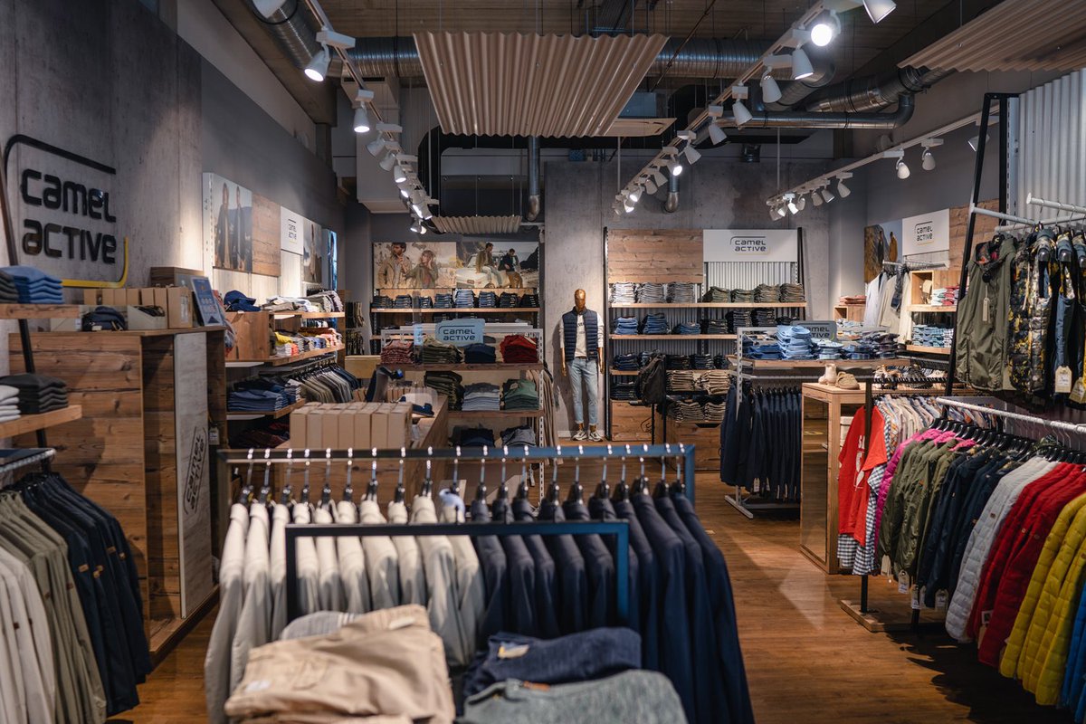 michaelernst's tweet photo. Re-Opening nach Umbau: #CamelActive ! #welcomeback #wolfsburg #designeroutlets #outlet #refit #reopening #camelactive https://t.co/H9O3PYvk2n