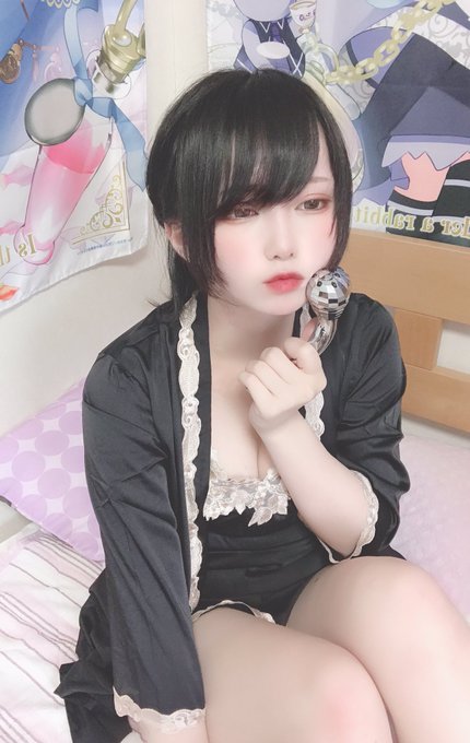 コスプレイヤーmonaのTwitter画像23