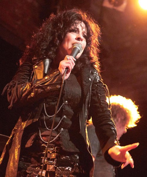 espofootball's tweet photo. #BTD May20,1964 #PattiRusso singer, songwriter, Lead vocals with @RealMeatLoaf's touring band #NeverlandExpress. Now solo artist #HBday @Patti_Russo https://t.co/YGnOnHLBN9