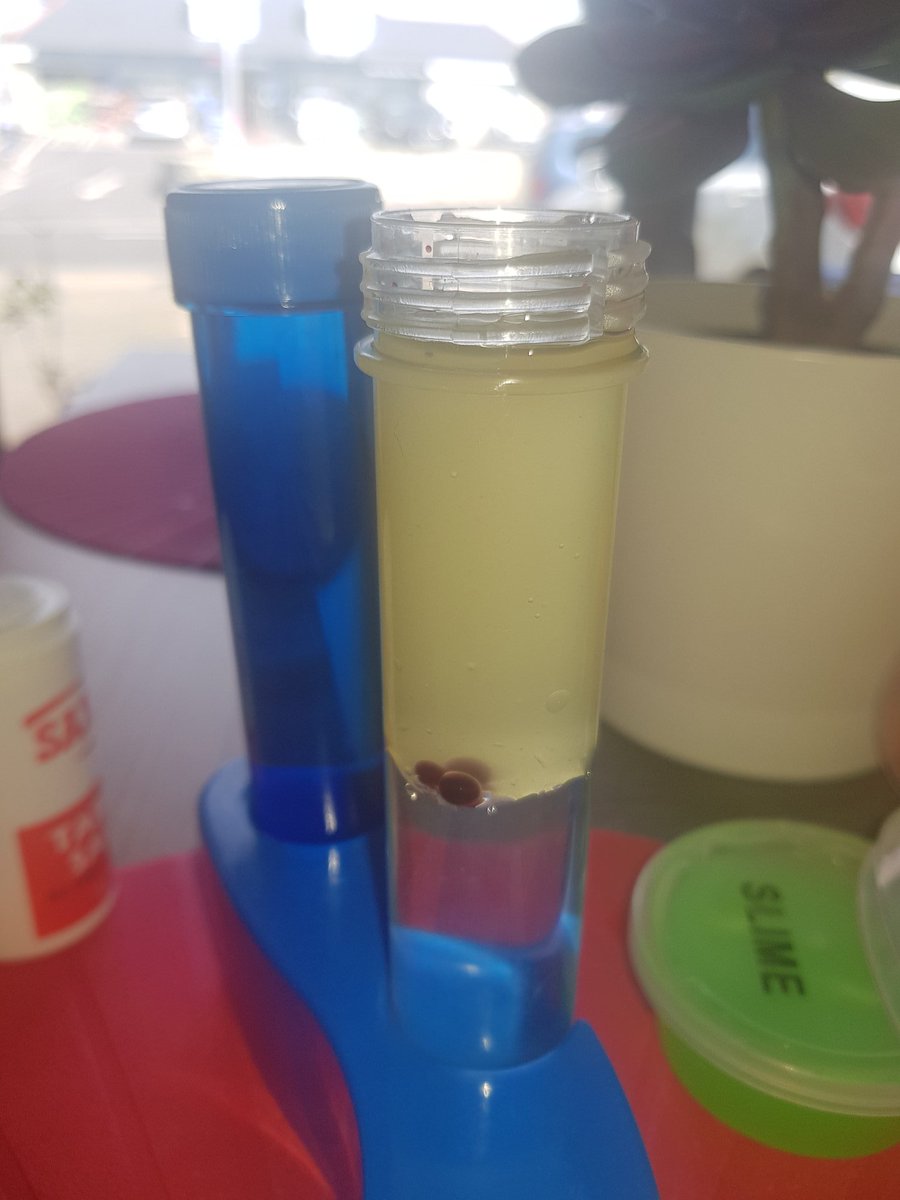 tswain61's tweet photo. @rhwsprimary  we also made a lava lamp . learnt about water and oil density and the colour spectrum and white light https://t.co/ZdcONtpKWi