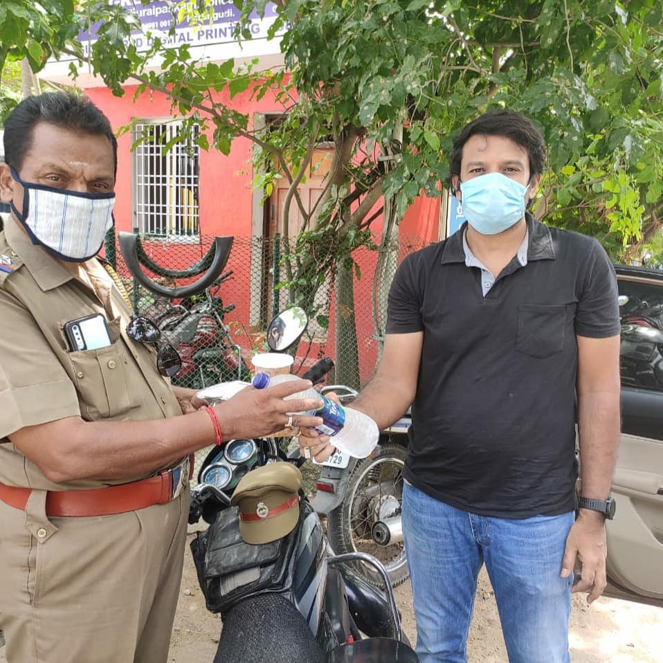 AyyamittuUnn's tweet photo. We are deeply grateful to all the police officers working tirelessly to help keep our communities safe. We understand the long hours and dedication you are putting forth right now.
Thank you Shah Biryani for the delicious, hygienic biryani.
#supportpoliceofficers #gratitude https://t.co/KFslMHAeUs