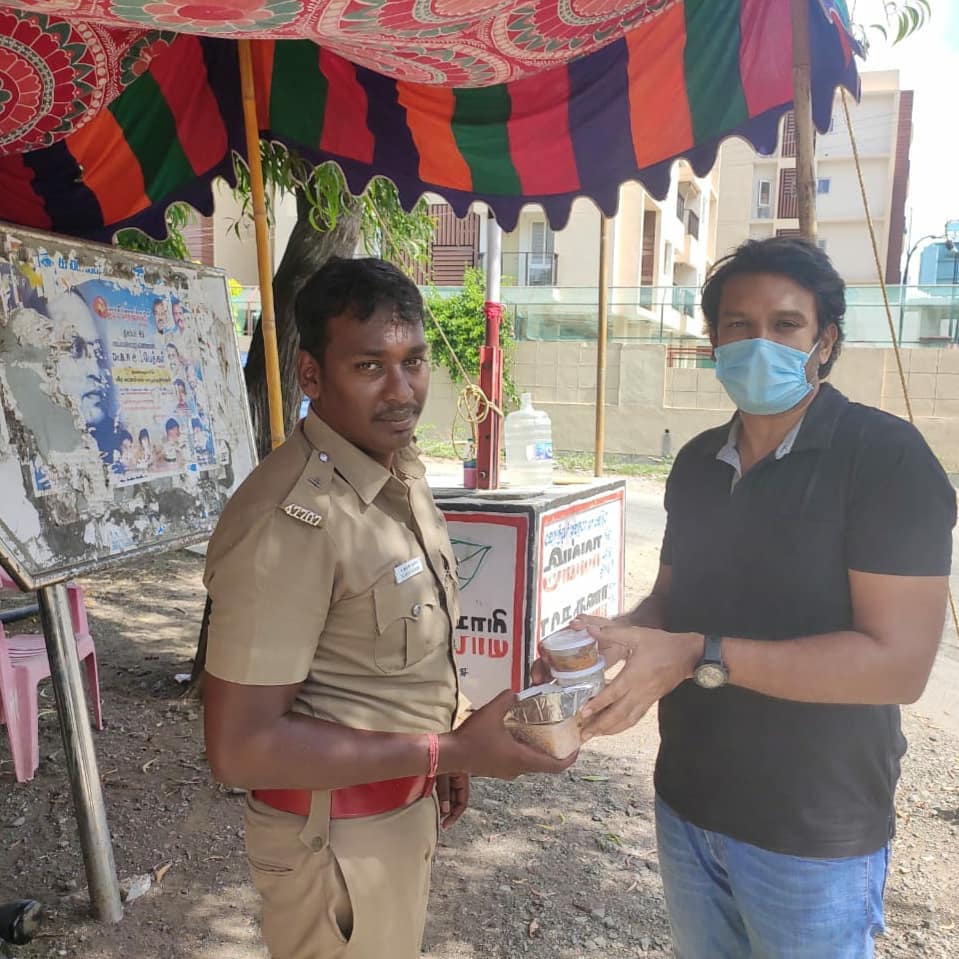 AyyamittuUnn's tweet photo. We are deeply grateful to all the police officers working tirelessly to help keep our communities safe. We understand the long hours and dedication you are putting forth right now.
Thank you Shah Biryani for the delicious, hygienic biryani.
#supportpoliceofficers #gratitude https://t.co/KFslMHAeUs