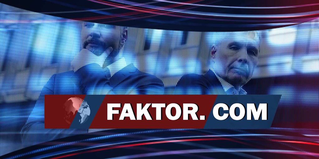 Pertinacal's tweet photo. ➡️#440. @Faktor_com 19.15 @TV3_SI EKSKLUZIVNO IN V ŽIVO:
➡️VOJNA Z MEDIJI: So mediji del politike in kako se s tem spopasti?
➡️KOMENTIRATA @Igor_Luksic & @BernardNezmah
➡️NE ZAMUDITE IN S #FAKTOR SODELUJTE V DEBATI!
➡️#resnicabolikomentarjišebolj #nivseenokdokajreče https://t.co/YIXCPo4cmX
