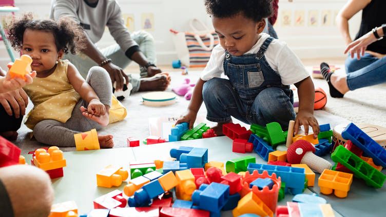 SimmsMann's tweet photo. Returning to #childcare after sheltering in place may be an adjustment for your little ones who have gotten used to having 24/7 time with you. Here are some good tips for #parents in this article from @ZEROTOTHREE on how to manage the transition: https://t.co/XGjutVg4n8 https://t.co/c7pjgweYr8