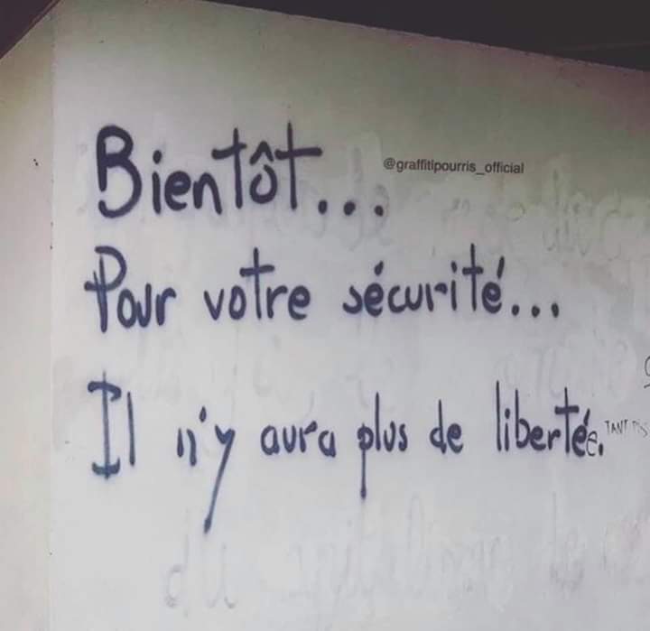 StopMacron tweet media