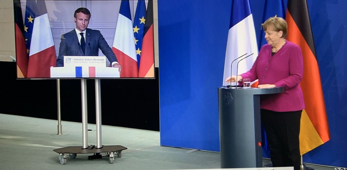 ThomasWieder's tweet photo. Macron et Merkel présentent une initiative franco-allemande dont le cœur est un plan de relance de 500 milliards d’euros lors d’une conférence de presse conjointe... mais à distance. Une telle initiative franco-allemande était attendue après des semaines pas toujours faciles. https://t.co/2wsBOnbYw3