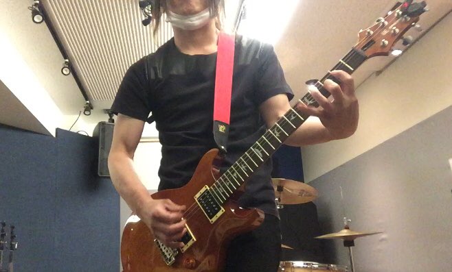 naoki1999's tweet photo. 最近使ったギター その①
PRS SANTANA SE https://t.co/vWWq5EI69h