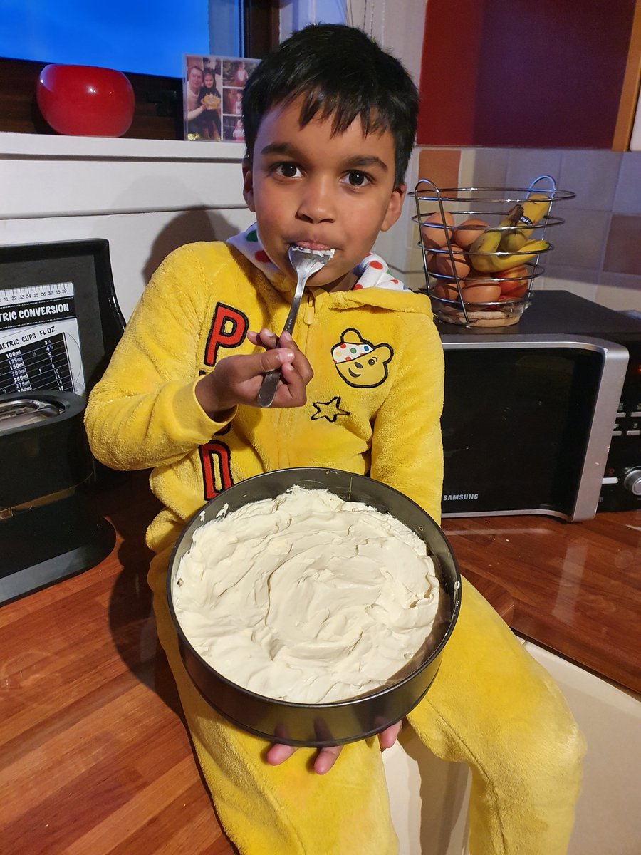 ac_solomon's tweet photo. @BPS_P4S R &amp; his little helper made Vanilla Cheesecake for the family today 😋 @BPS_P4S https://t.co/cjqWGW5kWs