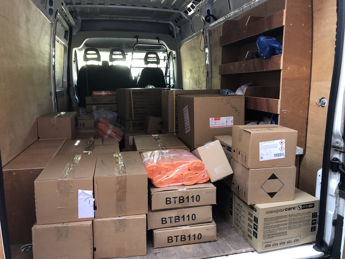 Another successful delivery of PPE from ⁦⁦@renniegrove⁩ to the hospices in the South Central region ⁦@ThamesHospCare⁩ ⁦<a href="/StMichaelsHosp/">St Michael's Hospice, Hereford</a>⁩ and ⁦⁦<a href="/naomiandjack/">Naomi House & Jacksplace</a>⁩ ⁦for onward distribution <a href="/hospiceuk/">Hospice UK</a>⁩