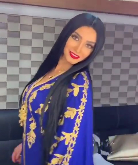Ø£Ù†Ø§ Ø²Ù‡Ø±Ø© Ø£Ø´Ø¹Ù„Øª Ø±ÙˆØ¬ÙŠÙ†Ø§ Ø§Ù„Ø³ÙˆØ´ÙŠØ§Ù„ Ù…ÙŠØ¯ÙŠØ§ Ù…Ù† Ø®Ù„Ø§Ù„ Ø¯ÙˆØ±Ù‡Ø§ ÙÙŠ Ù…Ø³Ù„Ø³Ù„ Ø§Ù„Ø¨Ø±Ù†Ø³ Ø¨ØªØ¬Ø³ÙŠØ¯ Ø´Ø®ØµÙŠØ© ÙØ¯ÙˆÙ‰ Ø§Ù„Ù‚ÙˆÙŠØ© ÙˆØ§Ù„Ù…ØªØ³Ù„Ø·Ø© ÙˆØ±ØºÙ… Ø¯ÙˆØ±Ù‡Ø§ Ø§Ù„Ø´Ø±ÙŠØ± Ø¥Ù„Ø§ Ø£Ù†Ù‡Ø§ Ù†Ø§Ù„Øª Ø¥Ø¹Ø¬Ø§Ø¨ Ø§Ù„Ù…ØªØ§Ø¨Ø¹ÙŠÙ† ÙˆØ£ØµØ¨Ø­ Ø§Ø³Ù…Ù‡Ø§ Ù…ØªØ¯Ø§ÙˆÙ„Ø§ Ø¨ÙƒØ«Ø±Ø© Ø®Ø§ØµØ© Ø§Ù„ Ù„ÙˆÙƒ