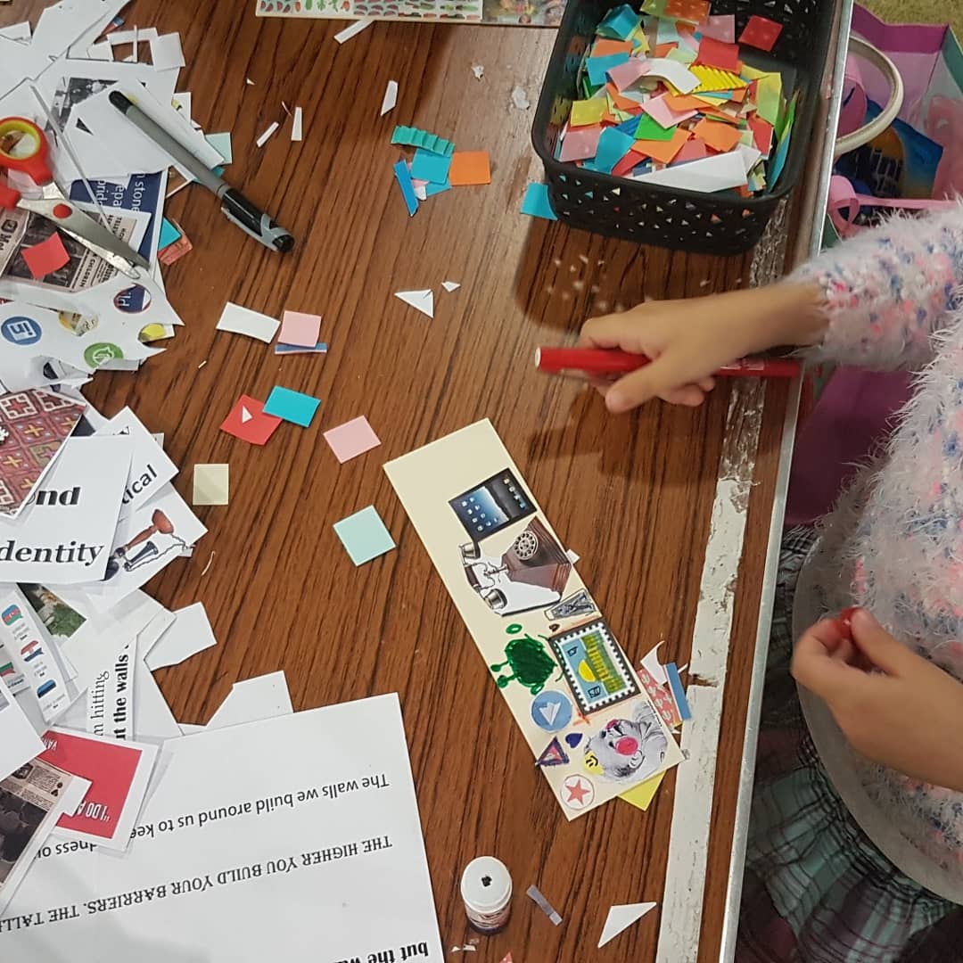 ElthamArts's tweet photo. #MentalHealthAwarenessweek. Why not make a brick for our #HeartFeltWall to show why #KindnessMatters! We would love to see your creations!! Here is how you can get involved - https://t.co/SH5O4e4yJB
#RevisitingWall #Wellbeing #communityarts #create https://t.co/P1um8z4rKw