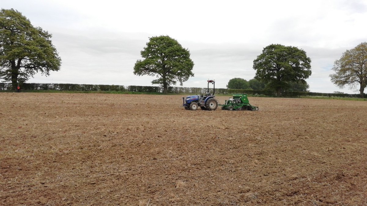 We are finally able after weather and health delays to bring you #Autonomous drilling from the #handsfreefarm
Cover crop being drilled after sadly being forced to miss spring cropping. <a href="/PrecisionDec/">PrecisionDecisions</a> <a href="/FarmscanAGUK/">FarmscanAG UK</a> <a href="/HarperAdamsUni/">Harper Adams University</a> <a href="/agri_epi/">Agri-EPI Centre</a>
Machines from <a href="/iseki_uk/">ISEKI UK</a> &amp; <a href="/Simtech_TSEM/">Simtech</a>