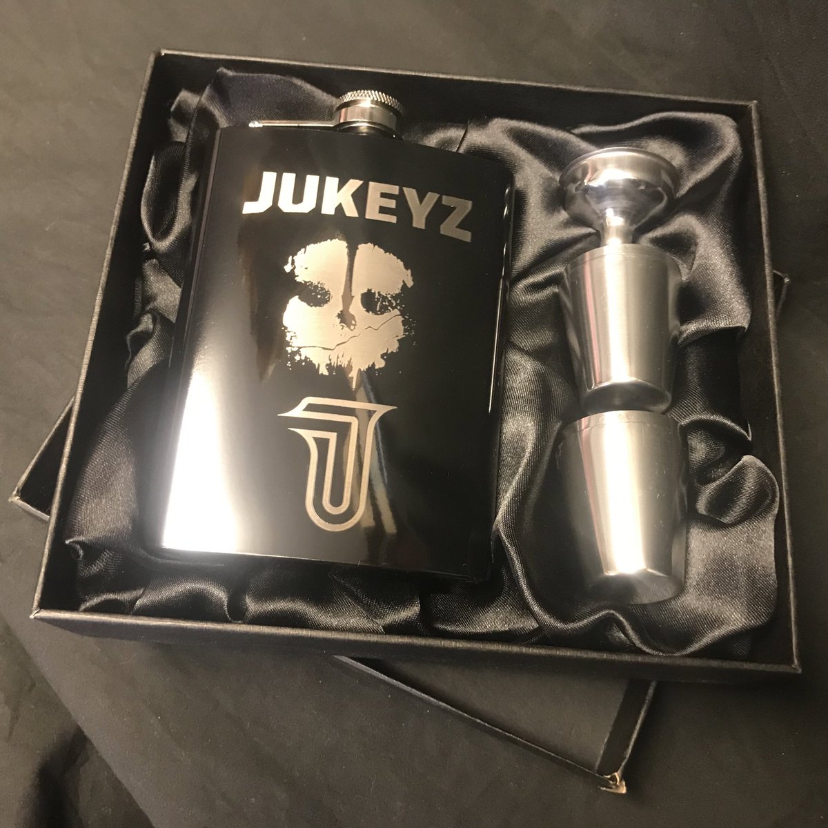 Davemoomin tweet media