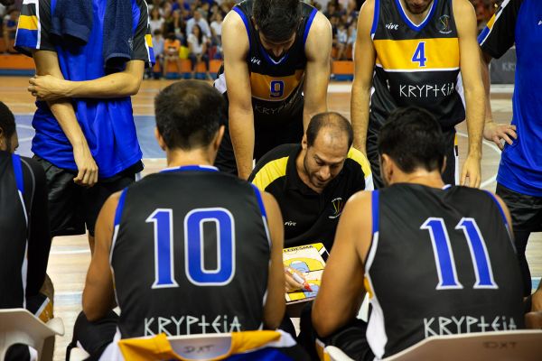 VIVEELBASKET's tweet photo. Entrevista a Alex Ledesma, entrenador del Ciudad de Huelva (Liga Nacional 1 Femenina)

https://t.co/DdfhVM36wF https://t.co/TyYLE1qoSU