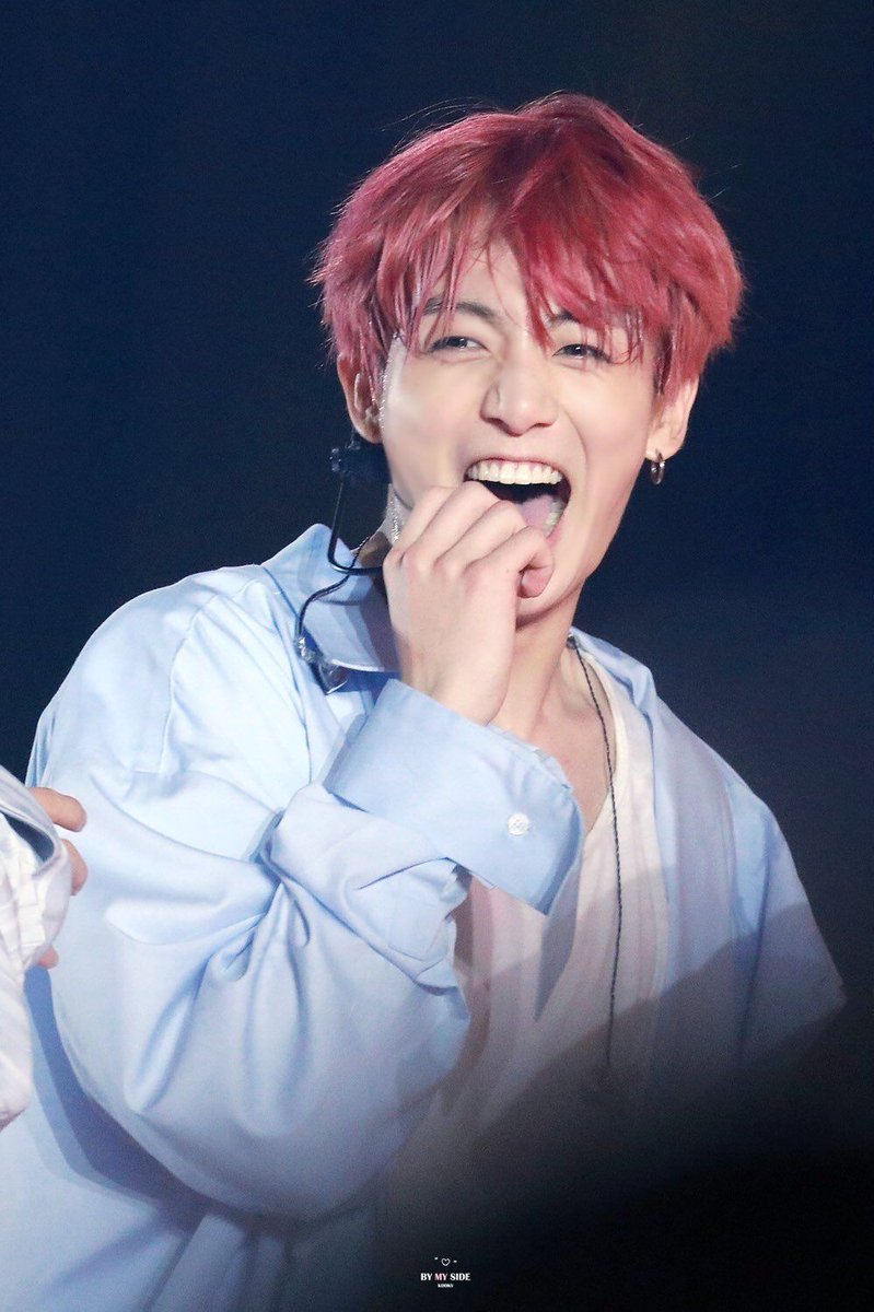 WwaJ97's tweet photo. Jungkook full smile is the best view♥️

#BREAK_THE_SILENCE
#힘내세요_아미 https://t.co/Eduthg5J09