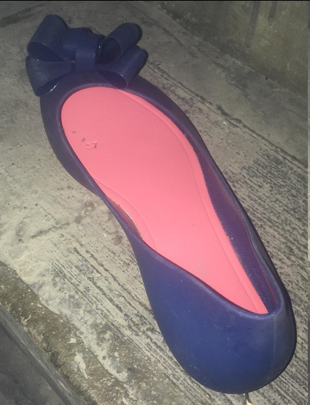 下雨天當然要配上膠鞋吧 來吧 膠鞋的洗禮🤪 #扫楼 #恋足 #打胶  #原味 #射鞋 #Cumshoes #射平底鞋 #Cumflats https://t.co/iGevTWks4G<a href="/tag/%E6%89%AB%E6%A5%BC"class="tags">#扫楼</a><a href="/tag/%E6%81%8B%E8%B6%B3"class="tags">#恋足</a><a href="/tag/%E6%89%93%E8%83%B6"class="tags">#打胶</a><a href="/tag/%E5%8E%9F%E5%91%B3"class="tags">#原味</a><a href="/tag/%E5%B0%84%E9%9E%8B"class="tags">#射鞋</a><a href="/tag/cumshoes"class="tags">#Cumshoes</a><a href="/tag/%E5%B0%84%E5%B9%B3%E5%BA%95%E9%9E%8B"class="tags"><span>#射平底鞋</span></a><a href="/tag/cumflats"class="tags"><span>#cumflats</span></a>