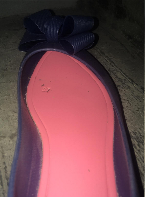 下雨天當然要配上膠鞋吧 來吧 膠鞋的洗禮🤪 #扫楼 #恋足 #打胶  #原味 #射鞋 #Cumshoes #射平底鞋 #Cumflats https://t.co/iGevTWks4G<a href="/tag/%E6%89%AB%E6%A5%BC"class="tags">#扫楼</a><a href="/tag/%E6%81%8B%E8%B6%B3"class="tags">#恋足</a><a href="/tag/%E6%89%93%E8%83%B6"class="tags">#打胶</a><a href="/tag/%E5%8E%9F%E5%91%B3"class="tags">#原味</a><a href="/tag/%E5%B0%84%E9%9E%8B"class="tags">#射鞋</a><a href="/tag/cumshoes"class="tags">#Cumshoes</a><a href="/tag/%E5%B0%84%E5%B9%B3%E5%BA%95%E9%9E%8B"class="tags"><span>#射平底鞋</span></a><a href="/tag/cumflats"class="tags"><span>#cumflats</span></a>