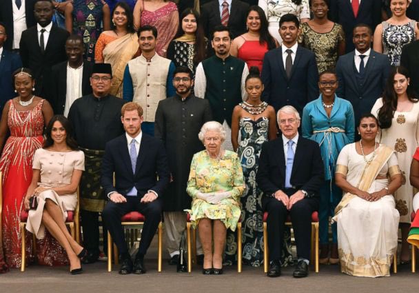 Similarly, H&M represented the modern face & future of the Commonwealth. Landmark tours in Oceania & Southern Africa drew jaw-dropping crowds. The Sussexes were heralded as “committed & passionate” ambassadors for the UK. +