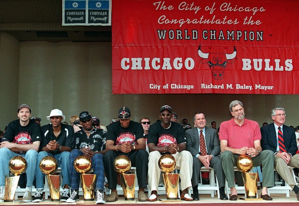 Yet, somehow winning wasn’t enough for the Bulls or the House of Windsor. Bulls’ GM Jerry Krause & the Firm both chose to sacrifice their stars to show that the institution is bigger than any individual. Krause was determined to prove he could build a winning team w/out Jordan. +