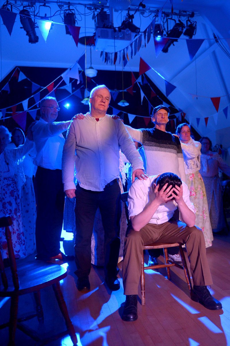 SF_Ystafelloedd's tweet photo. Last year we worked with @Re_Live_Org to stage Y Dychweliad-The Return.

It was an unforgettable performance by ex-service personnel weaving first hand accounts of recent conflicts with reimagined scenes from #WW1

More info &amp; short 🎥⬇️
https://t.co/yb8IMRdXmd

#MuseumsUnlocked https://t.co/95ZcaPCL15