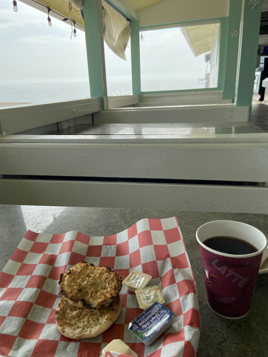 EsoxDN's tweet photo. Having a cup of coffee and an English muffin at the pier in Lauderdale-by-the-Sea in Broward County. Restaurants are open. Feels.. unsettling...to get back out doing normal things. Conditioning will do that to a person. Be safe. #PrecautionNotPanic https://t.co/QgRemTIK0O