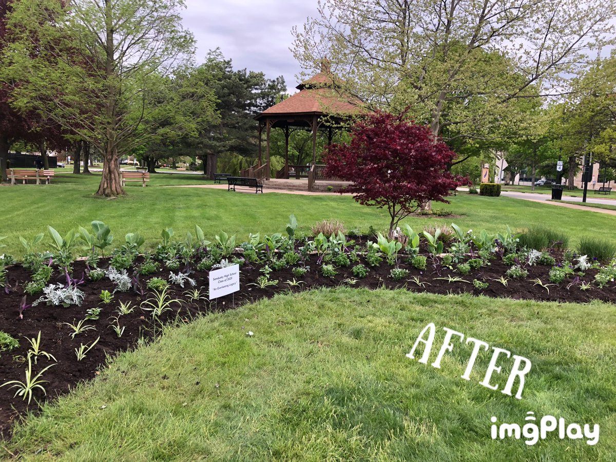 SHS_Counselor's tweet photo. 🎓Visit the SHS Class of 2020 Legacy Mound in downtown Sandusky! 🎓 Well done! @Sandusky_2020 @luvmzu @TylerPFranklin @zach_corso @VinnyDAmico7 @BierNolan @RoadCleveland https://t.co/N76dY5dMCC