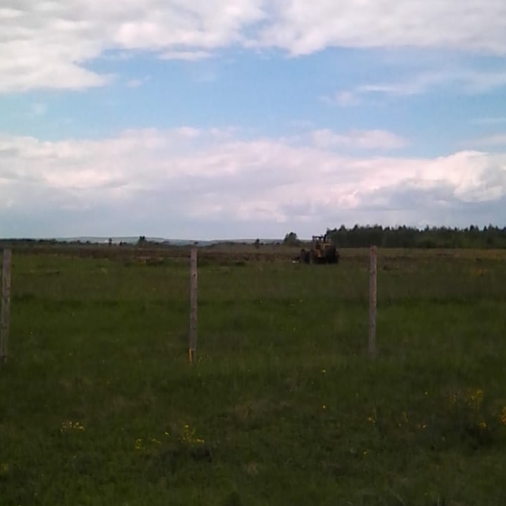 Опашка аэродрома ДОСААФ в районе посёлка имени Карамзина.
#Ульяновск #Ульяновскаяобласть #Железнодорожныйрайон