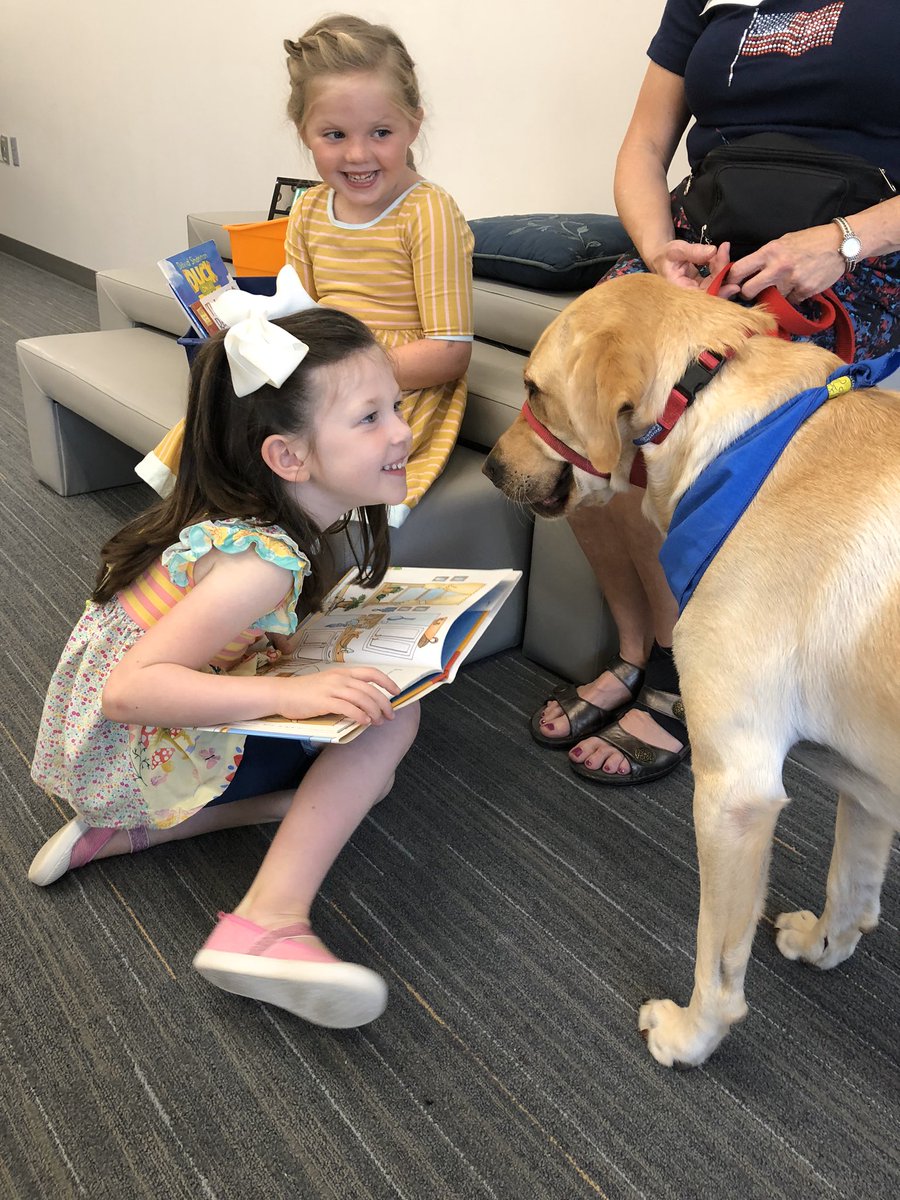 khickslms's tweet photo. #MissingYouMonday #2: I miss Mrs. Copsey, Bella, and all the readers that that got to share their stories with our  @CREhseIN “library dog.” #ProudToBeHSE https://t.co/S5pUlpMzJ9