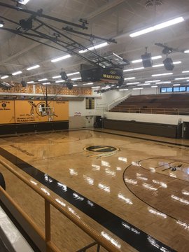 hslogoscom's tweet photo. #IllinoisGymShowdown 
Round 3
Bracket G

39. Routt Catholic Rockets @RouttCatholic 
🆚
167. Tuscola Warriors @TuscolaAD 

VOTE BELOW https://t.co/gheexSaMo2