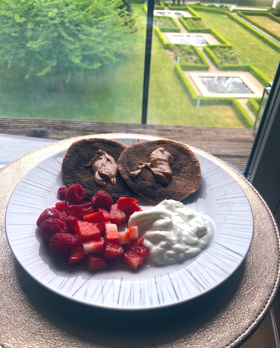 Gavin_Hayes2's tweet photo. 14km morning run ✅ breakfast burrito ✅ protein pancakes with toppings ✅....good start to the week. https://t.co/5zf4vExvhz