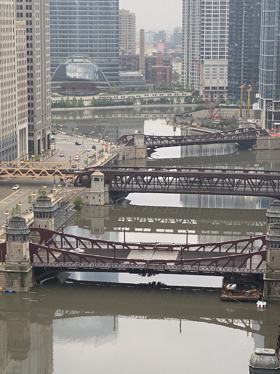 MASContext's tweet photo. Chicago River still high https://t.co/SqYyPuX6bz