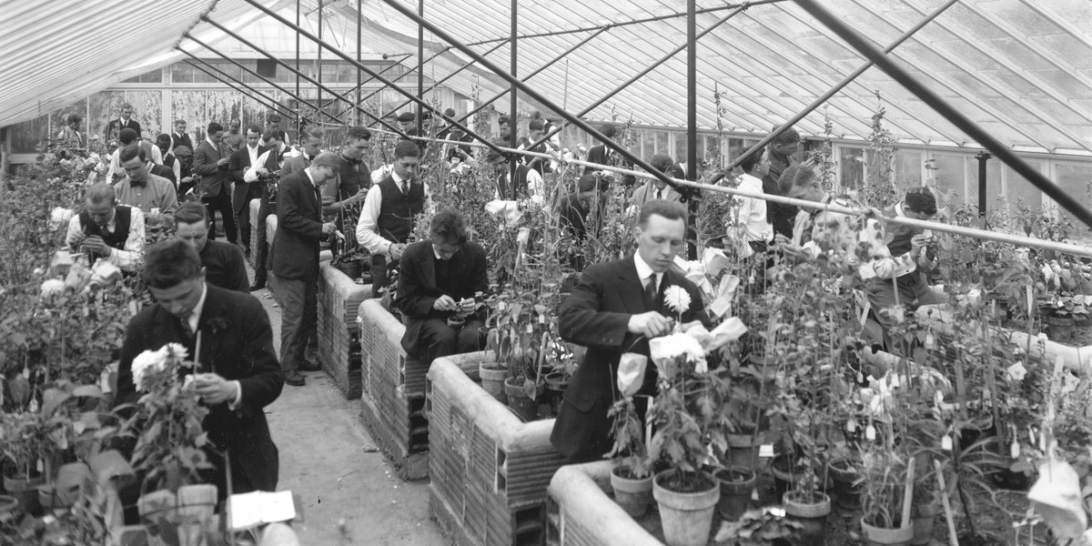 MSUAgBio's tweet image. More than 160 years after it was founded, @michiganstateu has emerged from decades of change as a global leader in agricultural and natural resources innovation, thanks to collaboration between AgBioResearch and @MSUExtension. #PowerOfPartnerships canr.msu.edu/news/research-…