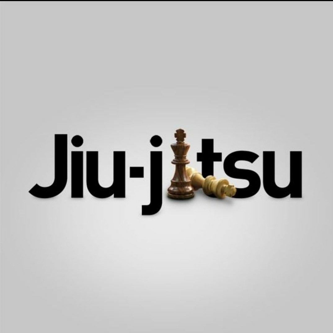 BeyondtheChokes's tweet photo. Chess, not checkers
.
.
.
#beyondthechokes #bjj #brazilianjiujitsu #jiujitsu #chess #mentalchess #mentalstrength https://t.co/OyJ1Osurqq
