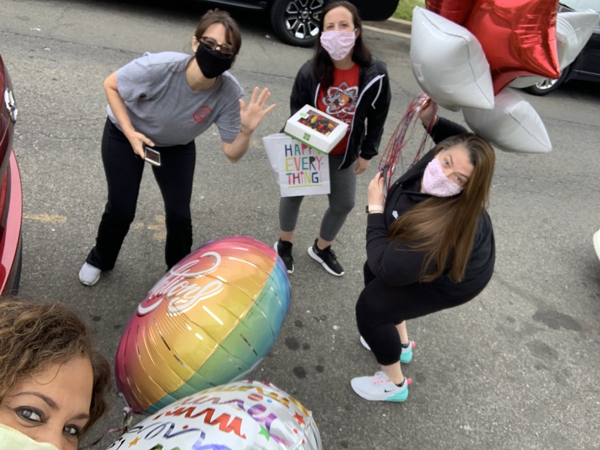 CKelemPrincipal's tweet photo. Congratulations to our very own @CKELEM ACPS 2020 Teacher of the Year @CKelemPE @CoraKellyPTA @ACPSk12 @DrHutchings joined the surprise via facetime! She got flowers and balloons early this morning! So deserved, we 😊 love you Sando 🙌🏽👏🎉! https://t.co/dyHsC5O0PF