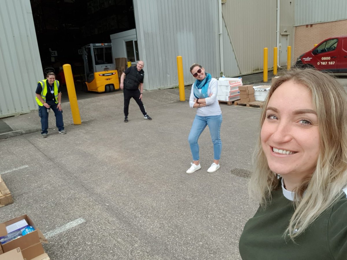 fellows555's tweet image. Gotta love a socially distancing selfie at Quad🤣 @rentonj7 @quad_max @SueBurden4