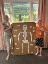 ALCRRYear5's tweet photo. Fantastic home learning going on at the Meek house. Well done Breehana and Kaelum. https://t.co/DrLyDMCiTg