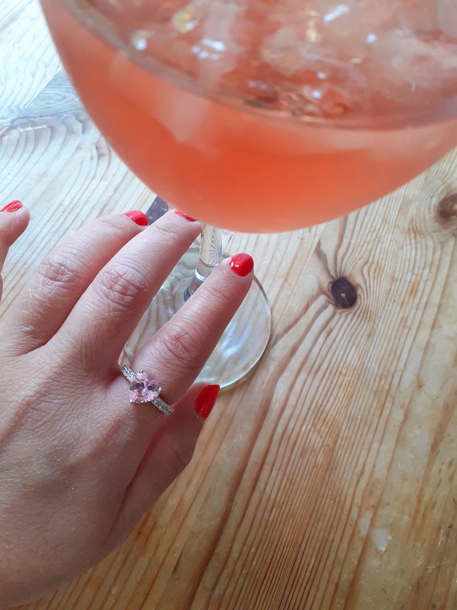 #beautifulring & a beautiful #sunnyweather #pinkstonering 🌟💍🌸🐰🦄 SparklyDolls.com