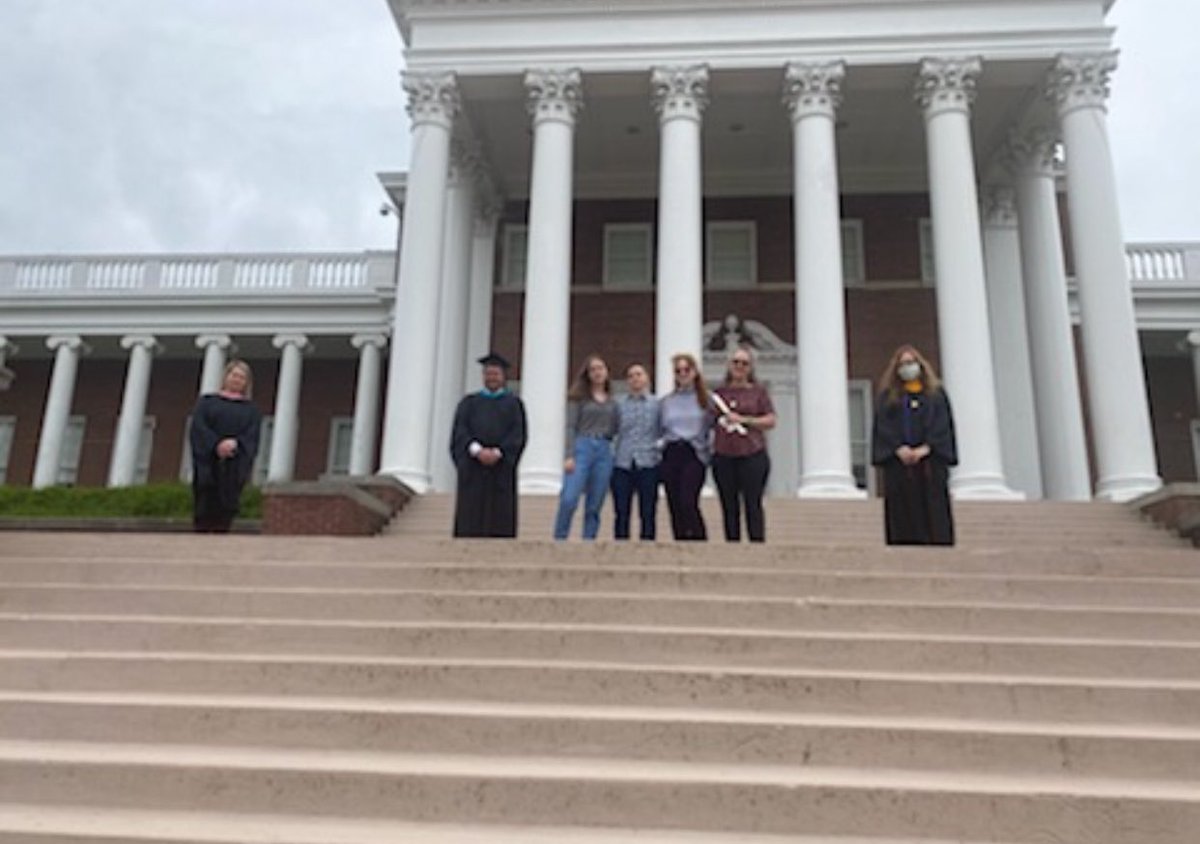 MikeDufrene30's tweet photo. A special “Walking the Steps” ceremony @HandleyJudges as I had the honor & privilege to present a honorary diploma in memory of John David to the Ballard family ❤️🤍!!! @jhhsclassof2020 @HandleyPTSO #handleypride #handleyfamily https://t.co/G5ayvM5PbW
