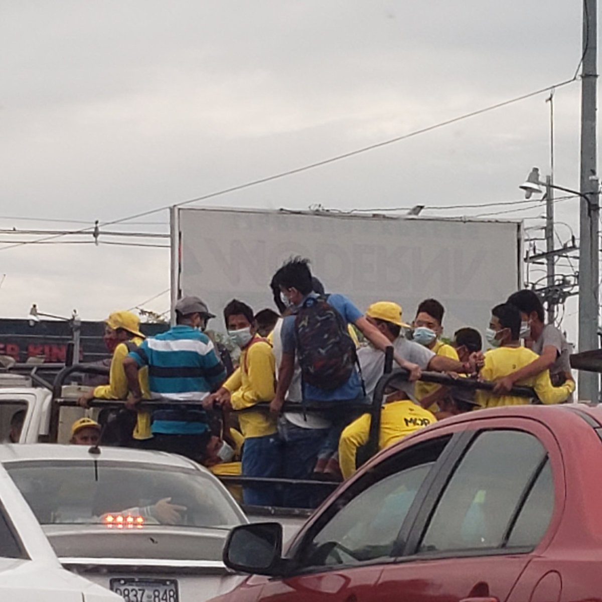 RaquelR31's tweet photo. @_RoxanaRuiz ¿Estas son las medidas de transporte del MOP? https://t.co/e2MWQaa0E6