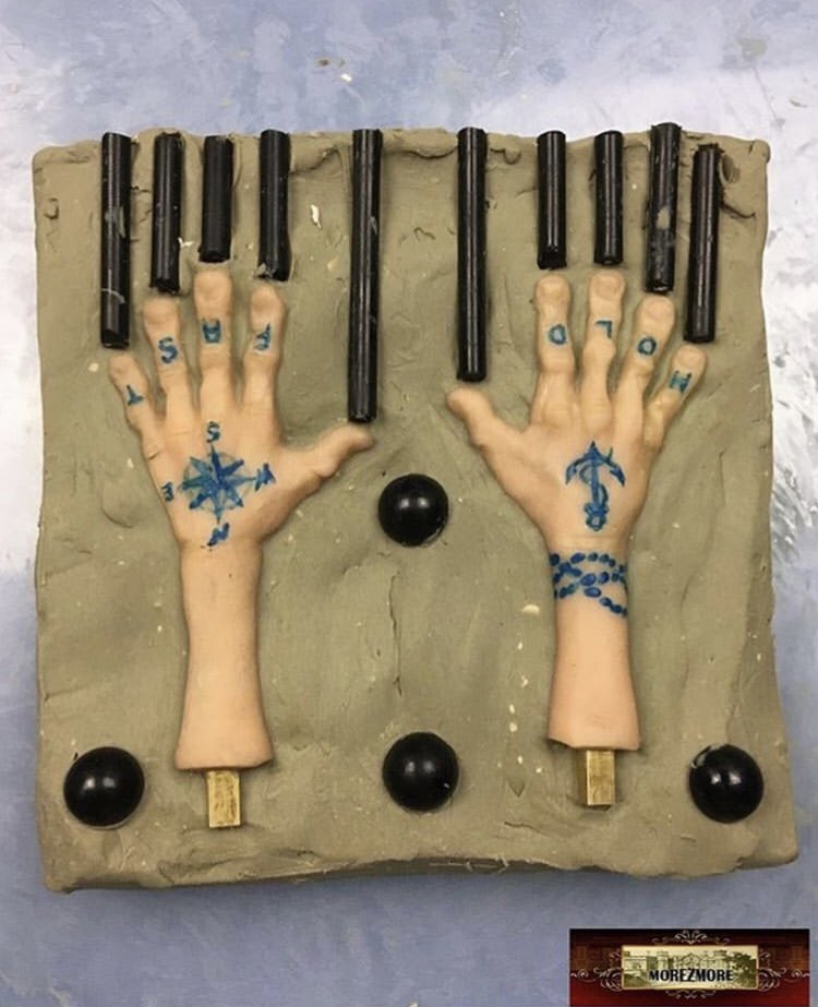 Workshedanimate's tweet photo. Into the mold! Be sure to check out @morezmorestudio for more puppet fabrication BTS.
.
.
#WorkshedAnimation #ironLeech #stopmotion #animation #clay #claymation #filmmaking #behindthescene #horror #indiefilm #SupportIndieFilm #art #chicago #quarantine #filmmaker #horrormovies https://t.co/7T9uZie07D