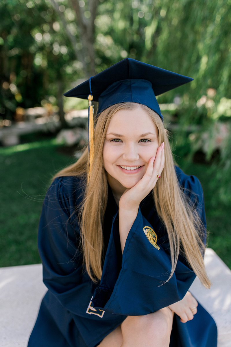briannagracee's tweet photo. it’s about that time 🎓💛💙 https://t.co/xhjJDJesQd