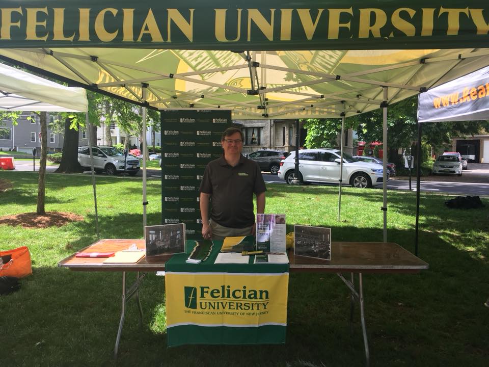 Felician4U's tweet photo. A year ago.

The 2019 Rutherford MultiCultural Festival.

Always a great event. Looking forward to the 2021 edition!
#Rutherford #Felician #Felician4U #NJevents https://t.co/HEU0n5Uo3K