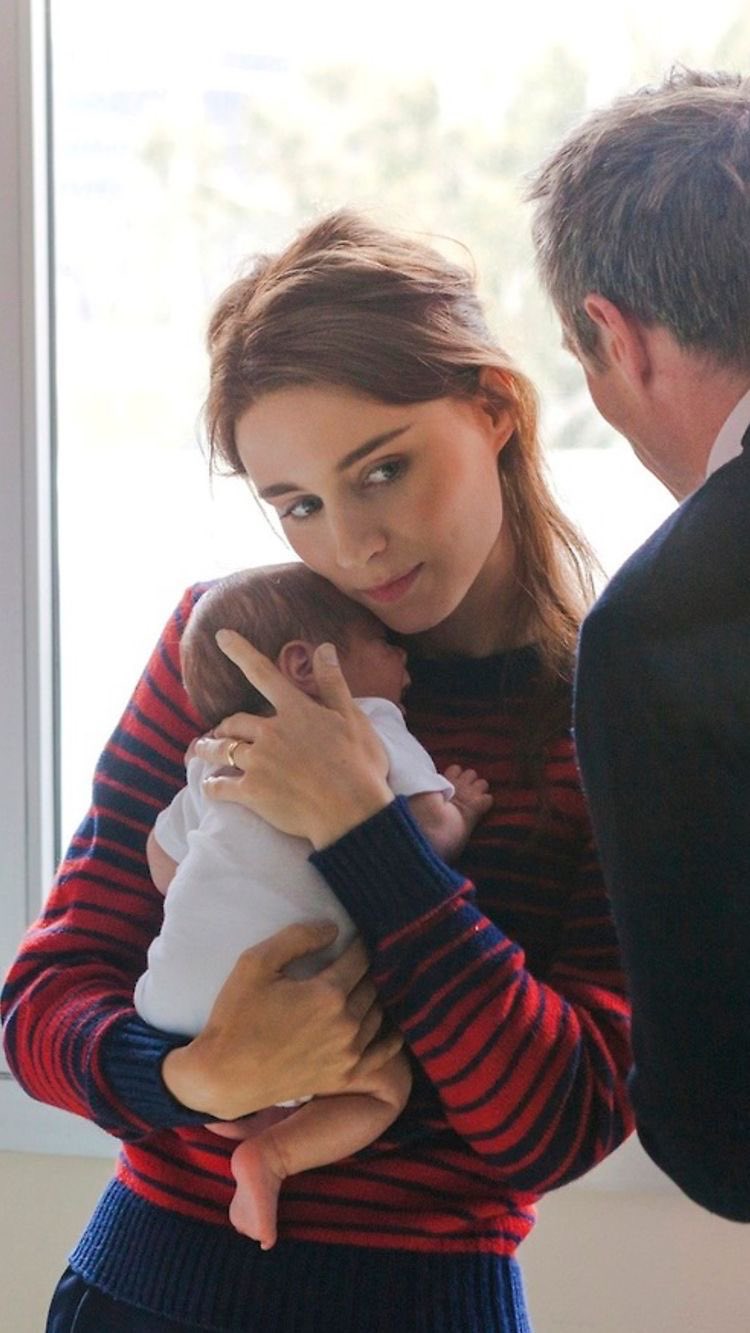 Rooney Mara Son Pictures - Rooney Mara And Joaquin Phoenix Open Up