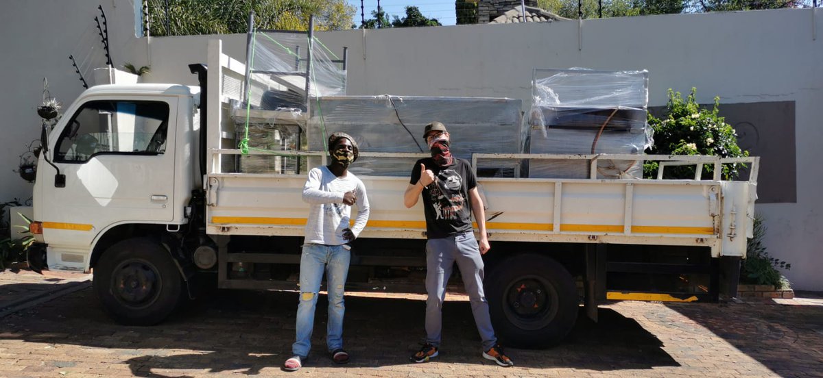 Just_loadit's tweet photo. Learn new packing and moving tips during the lockdown:
https://t.co/2HQ75dO1wr
There has never been a better time to learn something new!😎 https://t.co/H62ZlMilGs