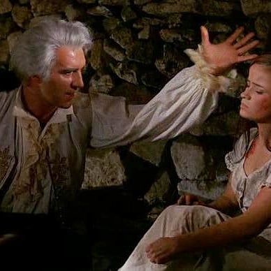 laratonerafilms's tweet photo. Michel Piccoli como el Marqués de Sade. La vía láctea (1969) de Luis Buñuel. DEP #michelpiccoli #cinemafrancais #film #cinema https://t.co/Nq2WVj0kif