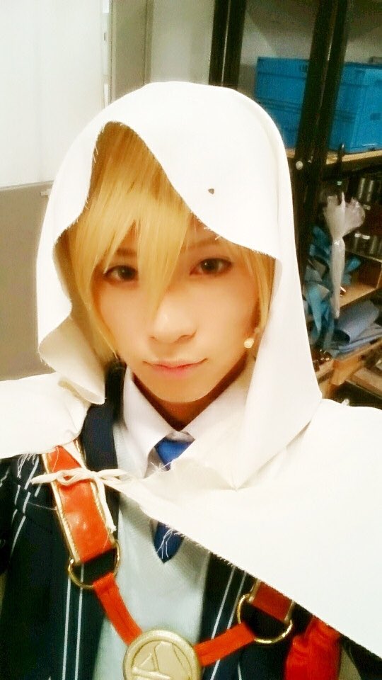 まなか 私的国宝級イケメン 生で観て顔面半端なくイケメンと思った人4名 荒牧慶彦さん 立石俊樹さん 仲田博喜さん 樹理穴dis子さん まっきーと立石くん仲田くんは舞台で拝見 樹理穴さんはコミケでたまたまブースでイケメンすぎて撃ち抜かれた 国宝級